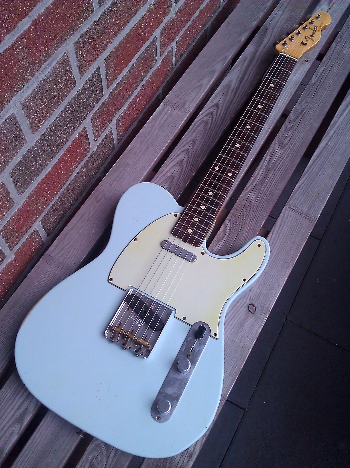 FenderJasonSmithTelecaster-08mid